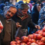 گرانفروشی در بازار شب یلدای آبادان ممنوع